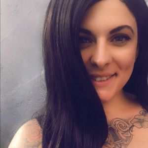 Meet your Posher, Kayla